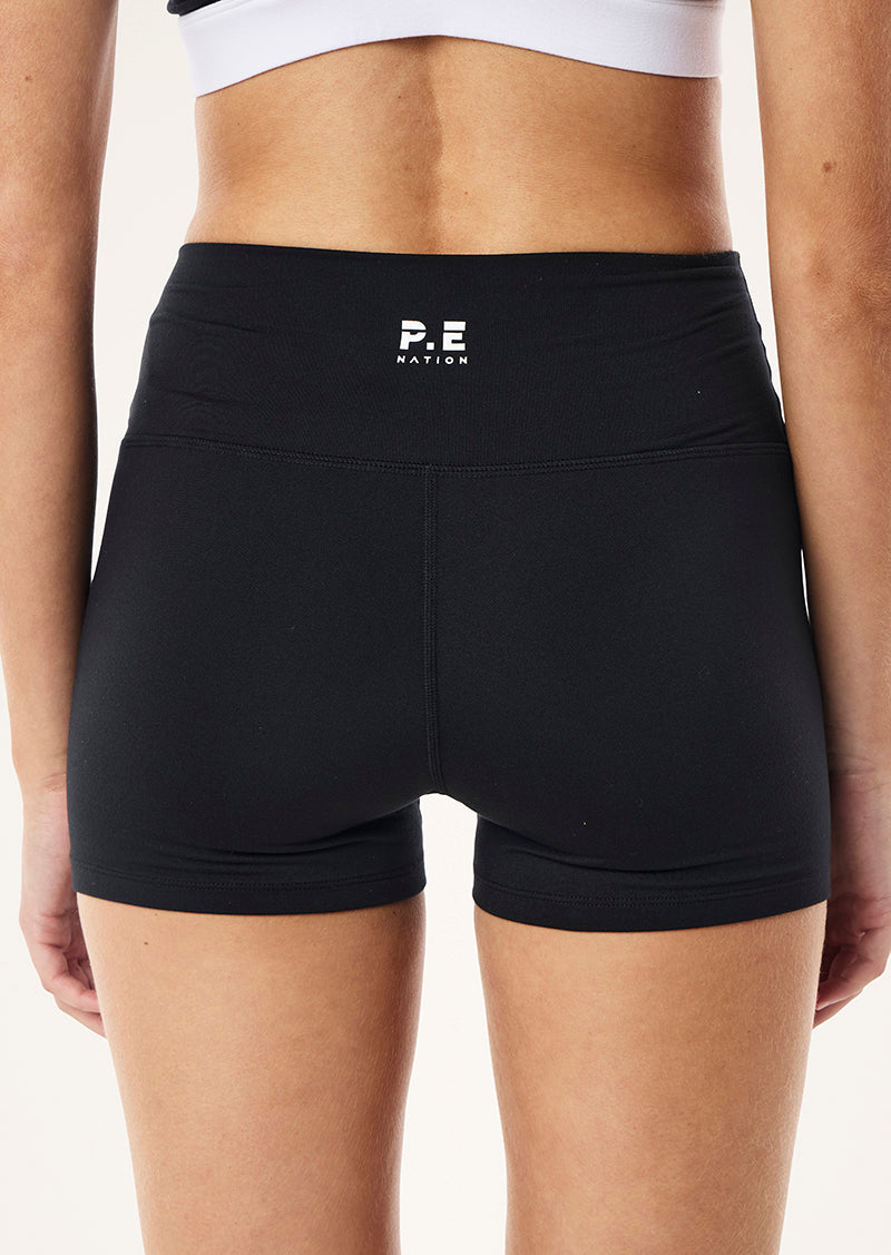 FLOW+3_+BIKE+SHORT+IN+BLACK-19_1