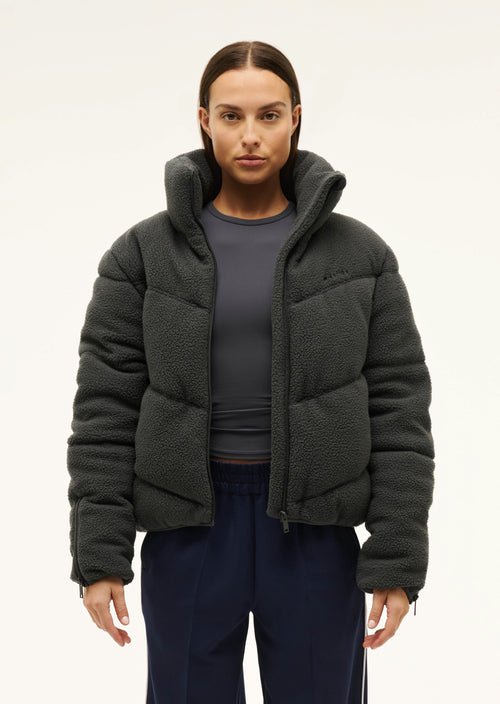 FORTUNE SHERPA JACKET IN MARINE BLUE