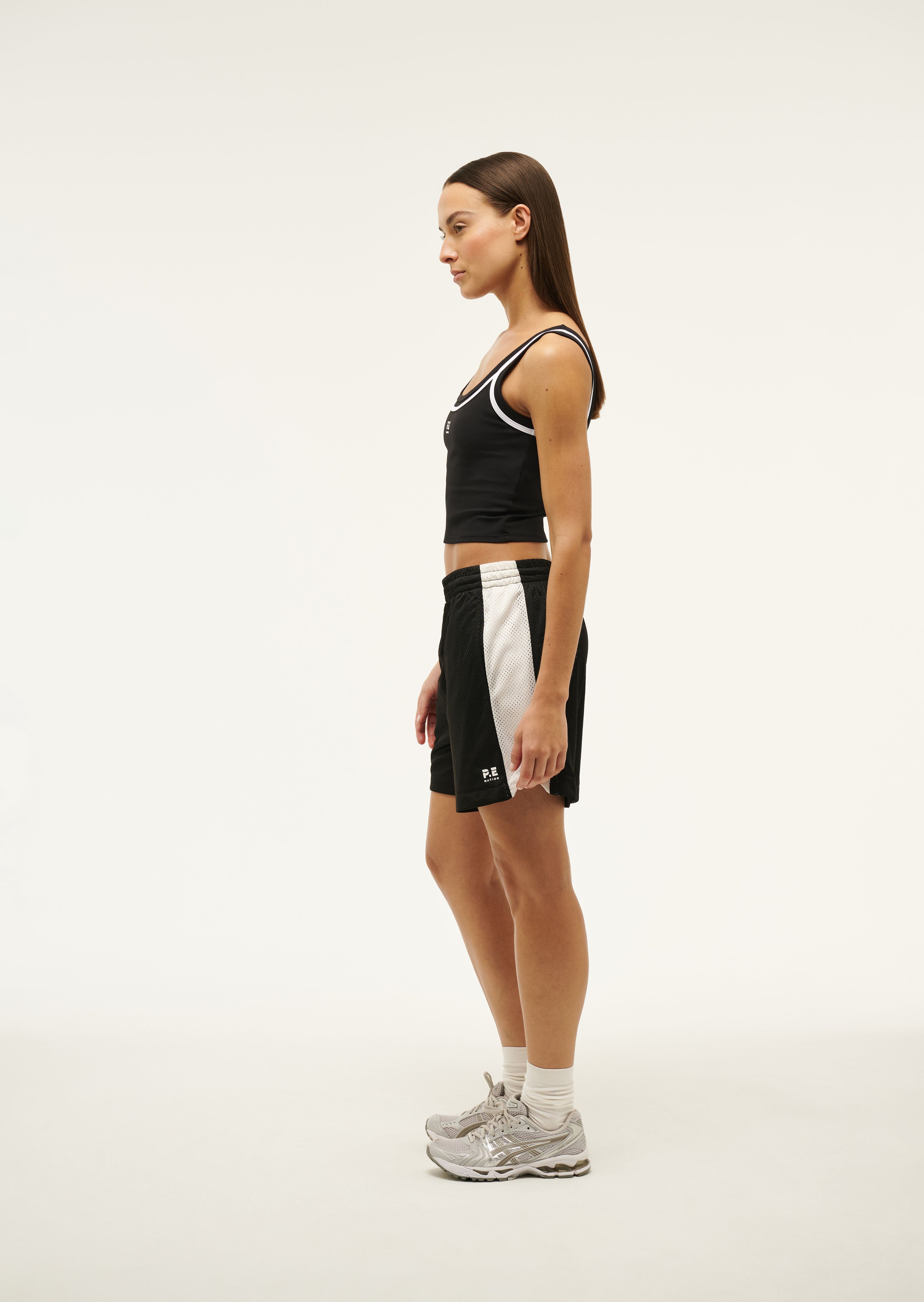 FORWARDTANK_243W134_BLACK-024_1