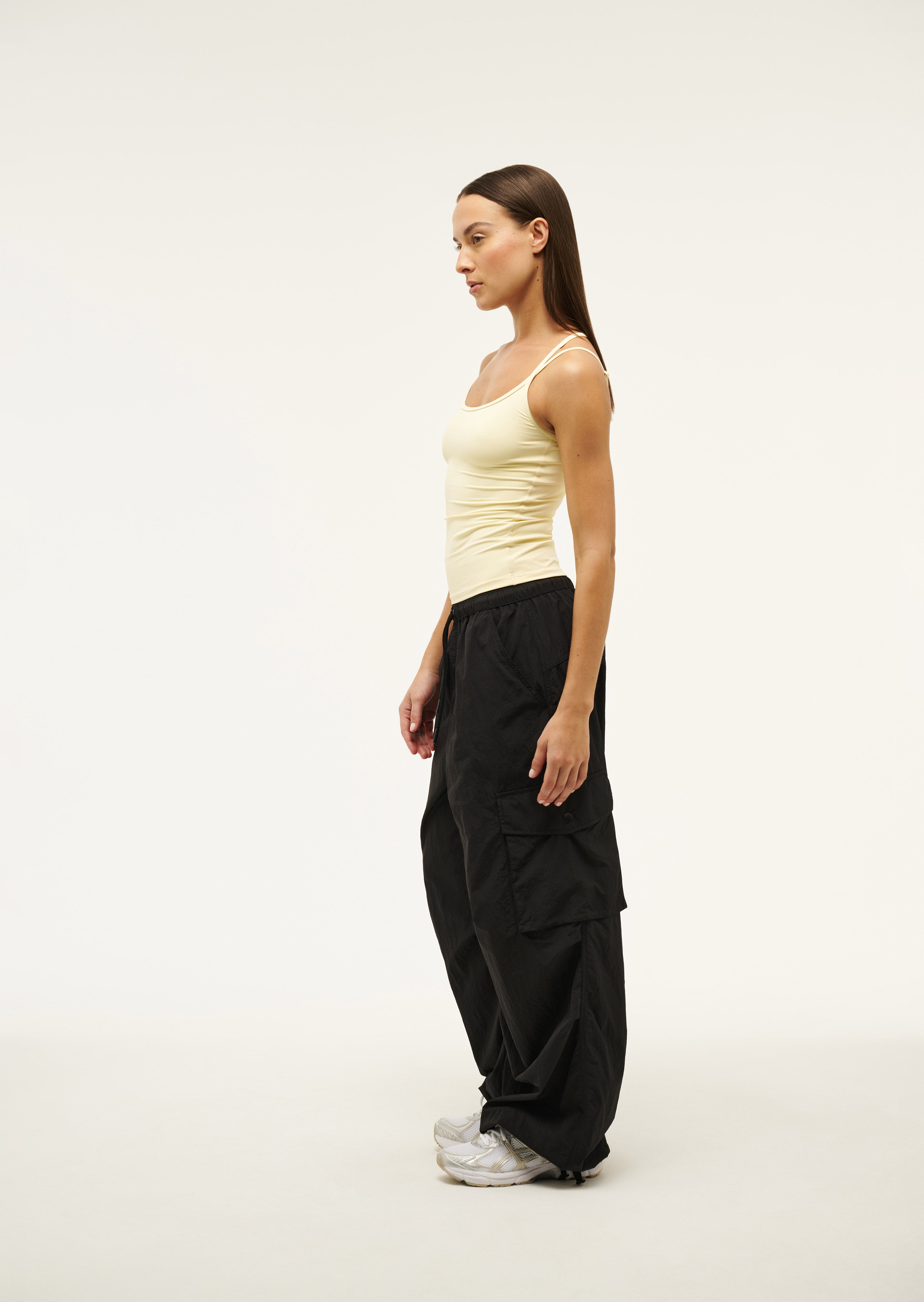 FOUNDATIONTANK_243W258_BUTTER-026_1