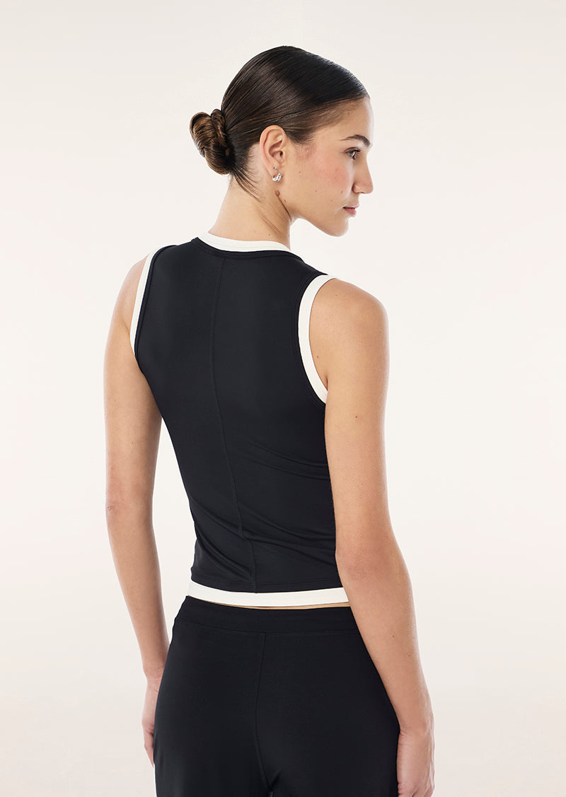 FOUNDATION+LAYER+MUSCLE+TANK_264W067_BLACK+WHISPER+WHITE-38_1