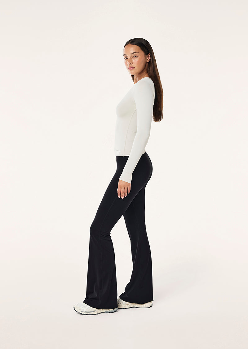 FOUNDATION+LS+TOP_243L265_MOONSTRUCK_015_1