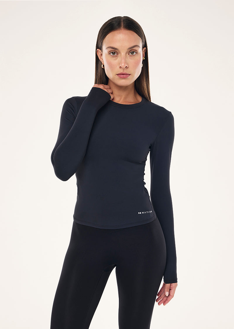 FOUNDATION LONG SLEEVE TOP IN BLACK