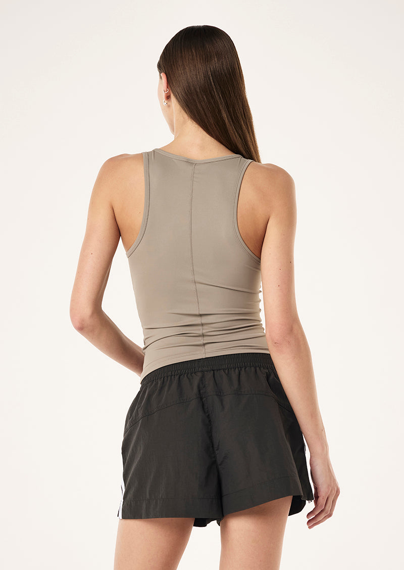 FOUNDATION+SCOOP+TANK_254W049_MOON+GREY-23_1