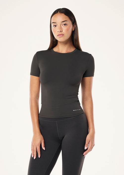 FOUNDATION SHORT SLEEVE TEE IN CAVIAR