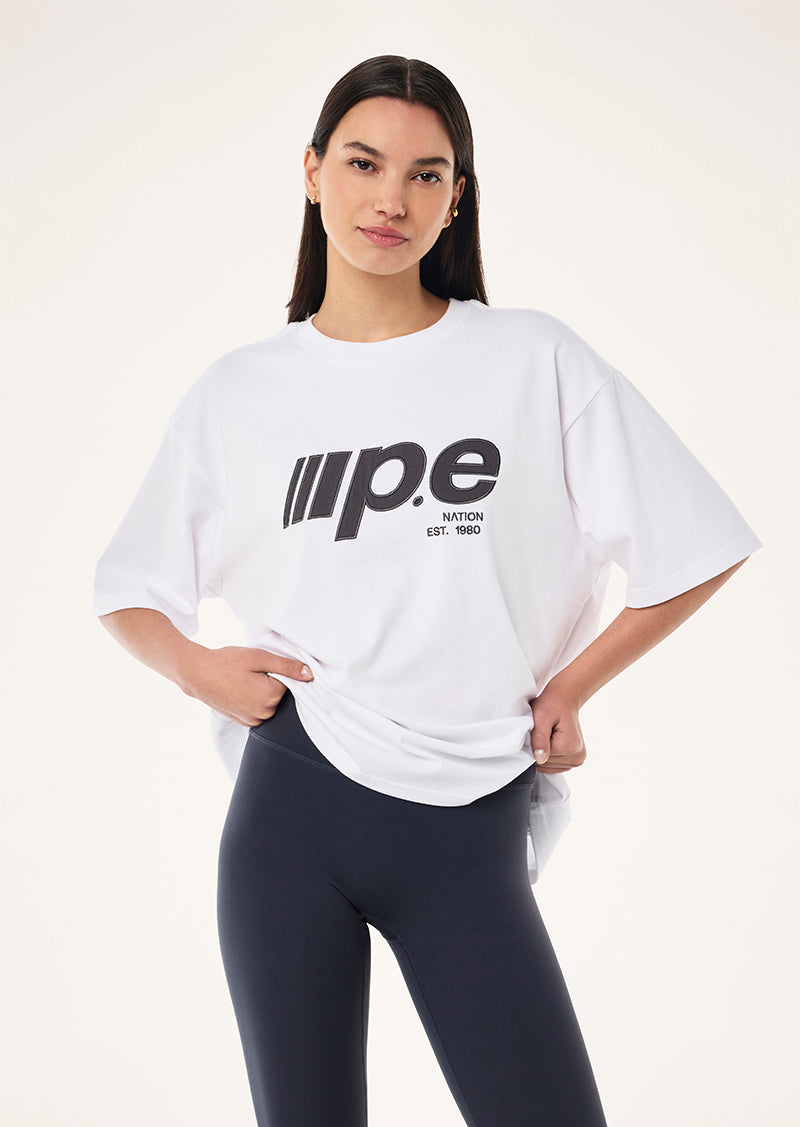 GLIDE 2.0 OVERSIZED TEE IN WHITE
