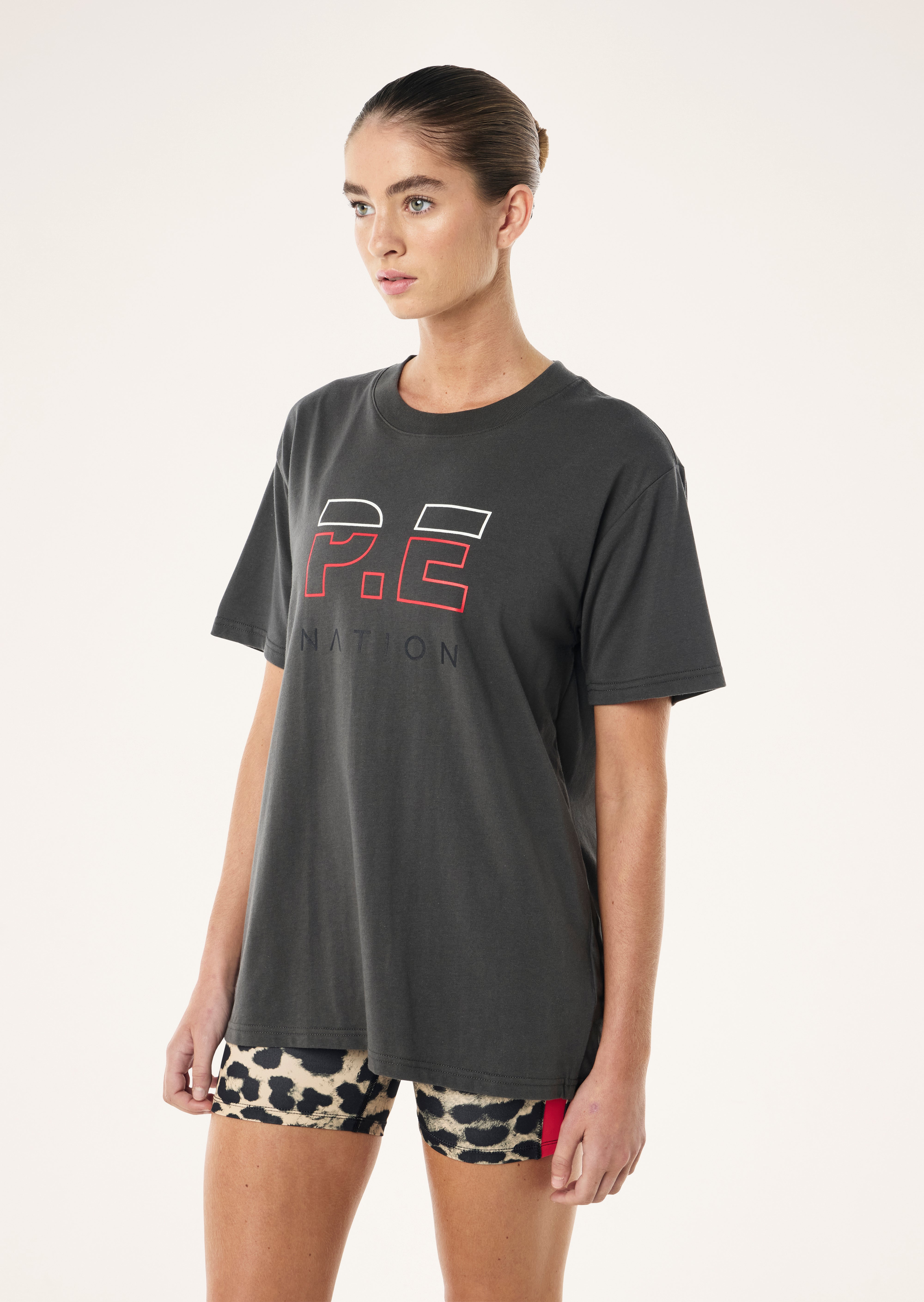 HERITAGE+TEE+IN+GUNMETAL+-21_1
