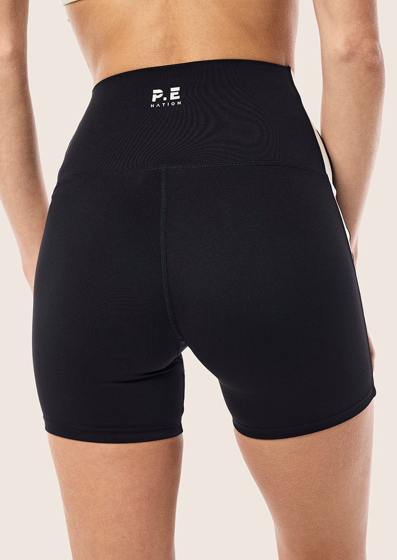 HIGHGATE 5" BIKE SHORT IN BLACK & CLOUD