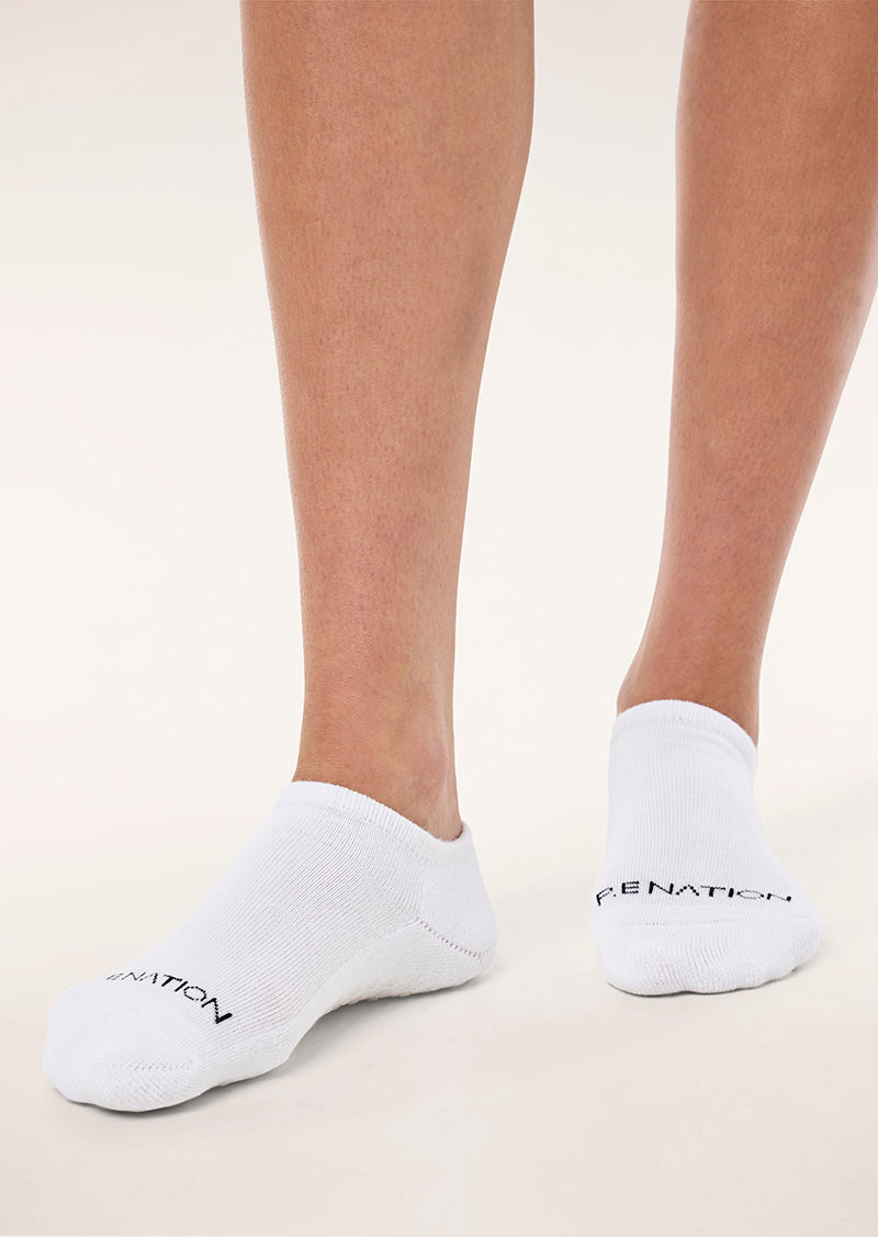 HOMAGE+GRIP+SOCK_243A427_WHITE-40_2_1