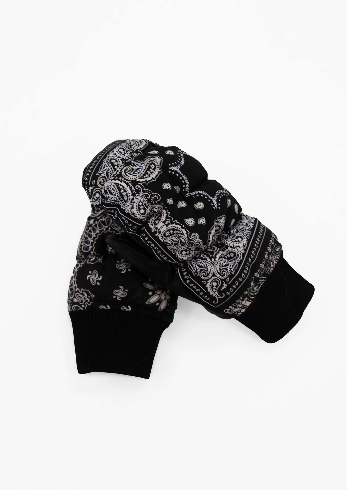 SNOW GLOVE IN BANDANA PRINT