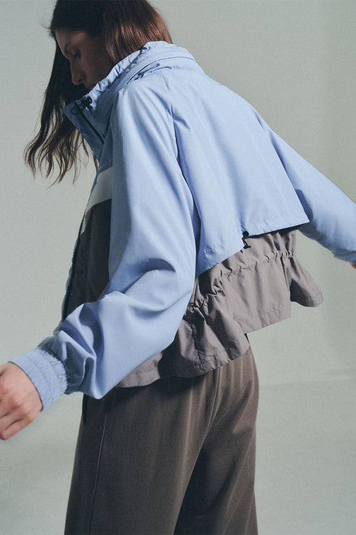 SHELTER JACKET IN BISCUIT