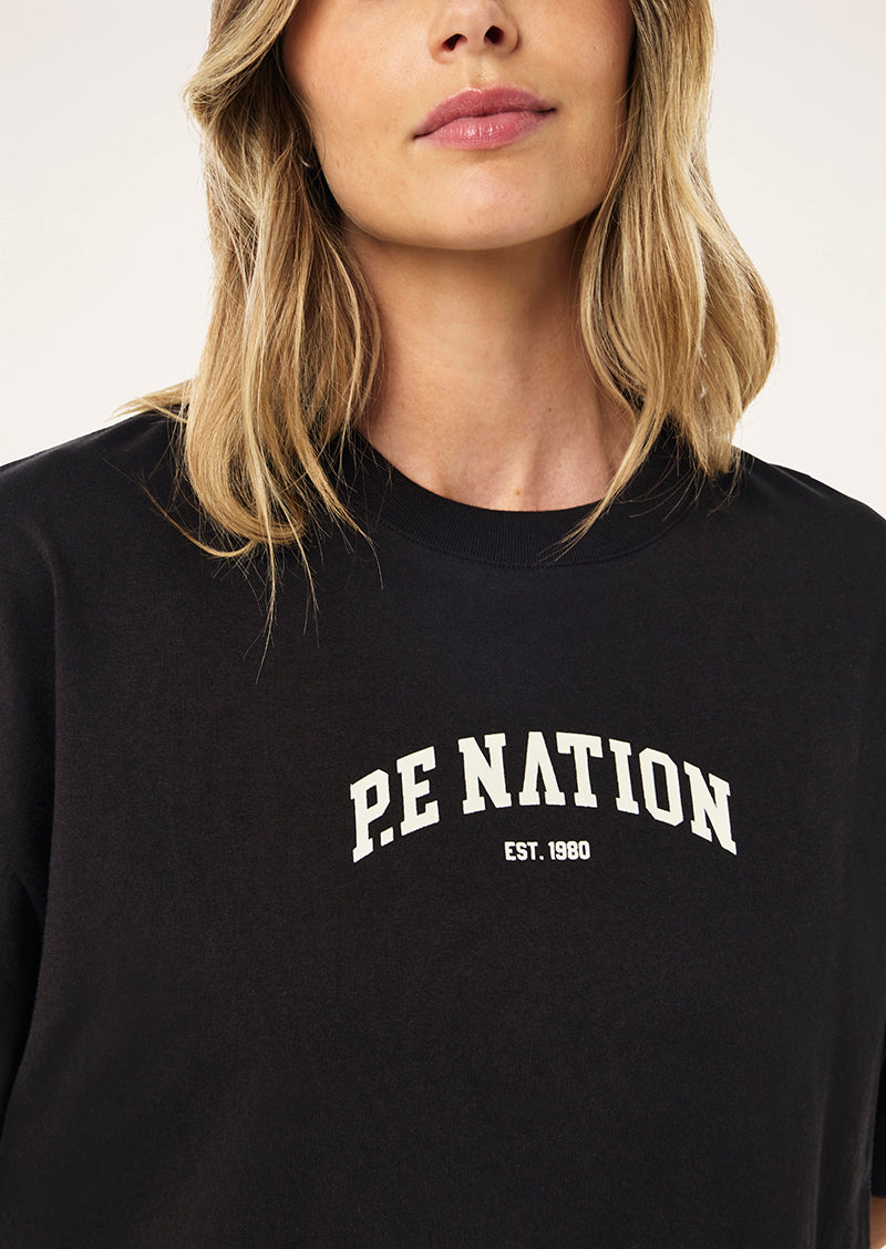LEGACY CROP TEE IN BLACK