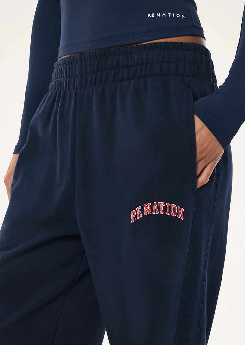 LEGACY+TRACKPANT_262P158_DARK+NAVY-22_1