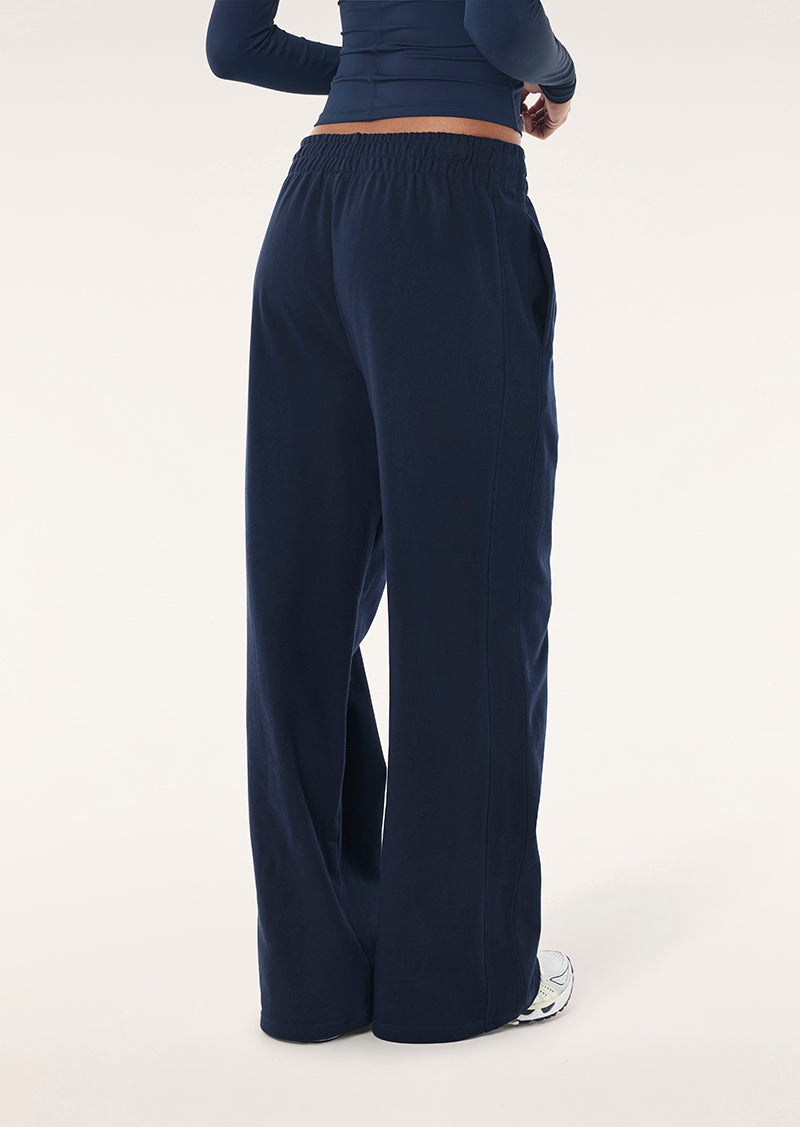 LEGACY+TRACKPANT_262P158_DARK+NAVY-28_1