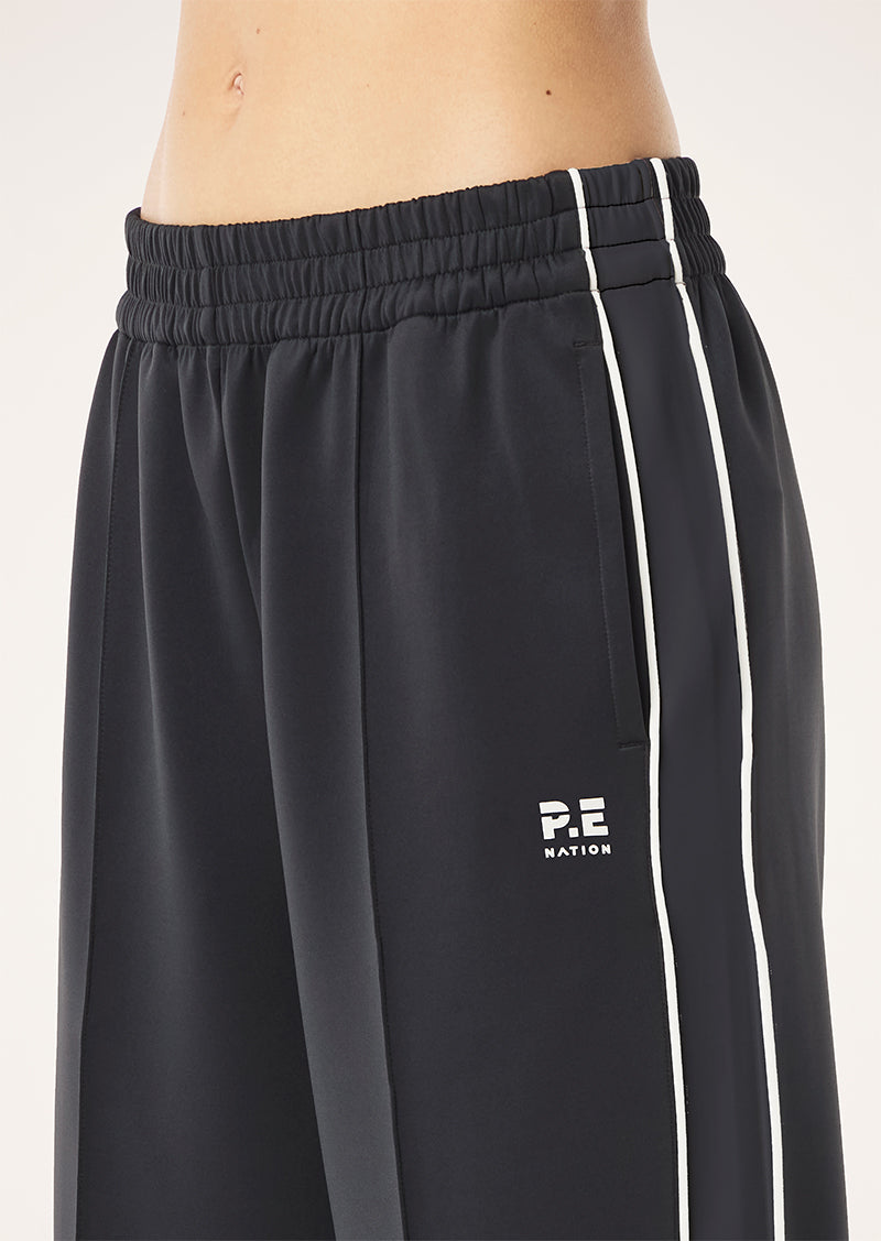 MAN-DOWN-TRACK-PANT_243P093_MARINE-BLUE-20_1