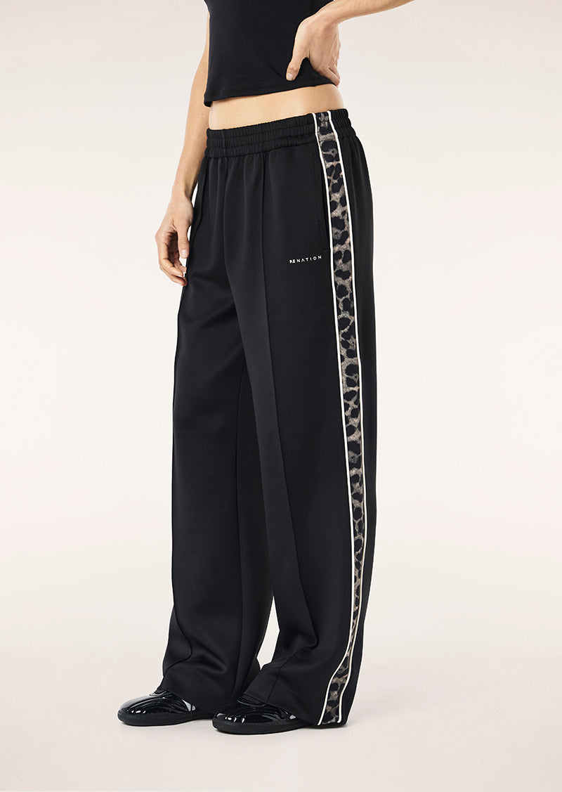 MAN+DOWN+TRACK+PANT_243P093_LEOPARD+PRINT-13_1