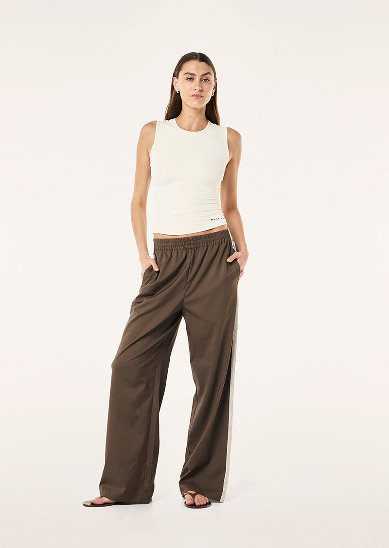 PARADISO+PANT_NO+CODE-01_1