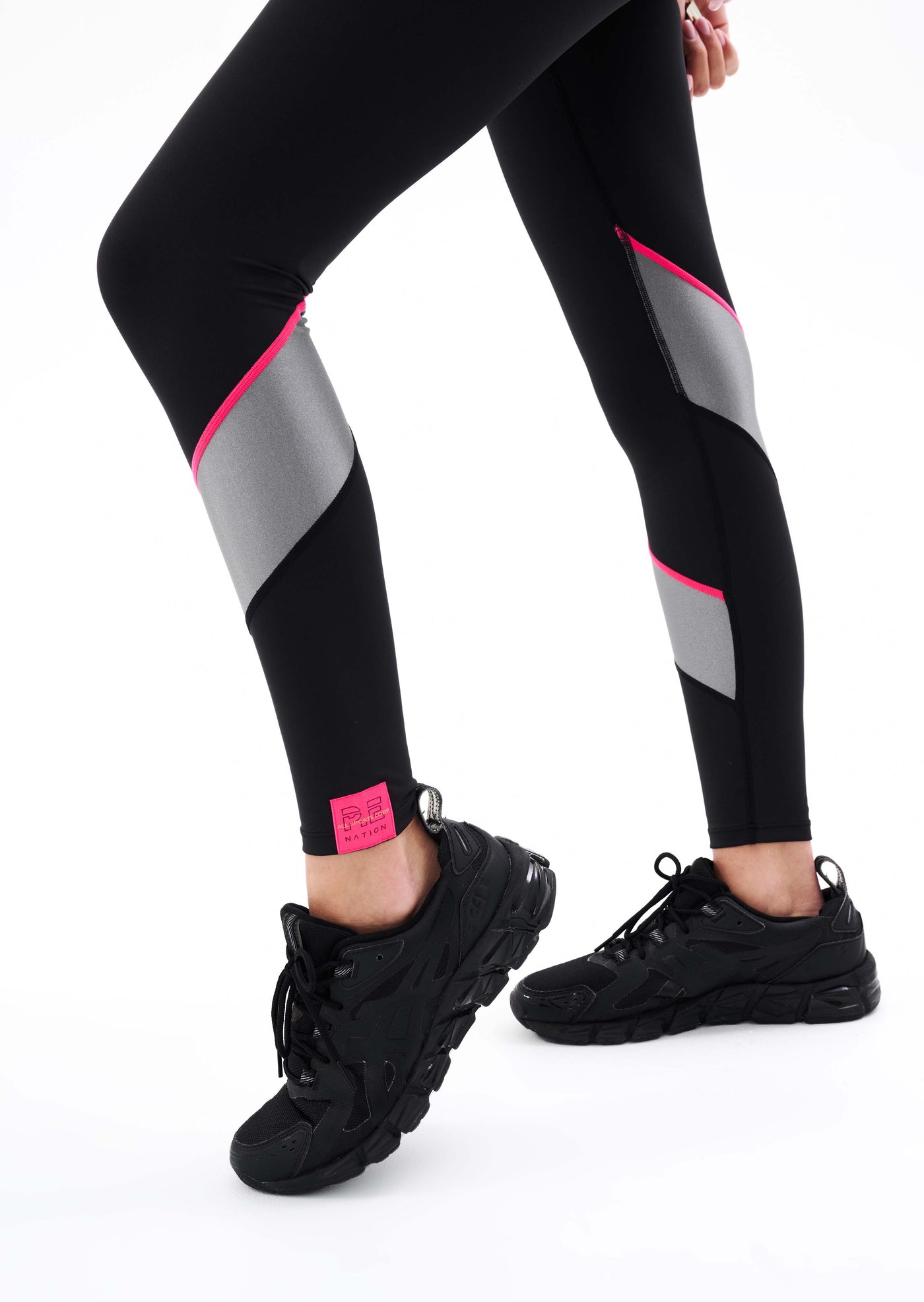 VERBENA LEGGING IN BLACK