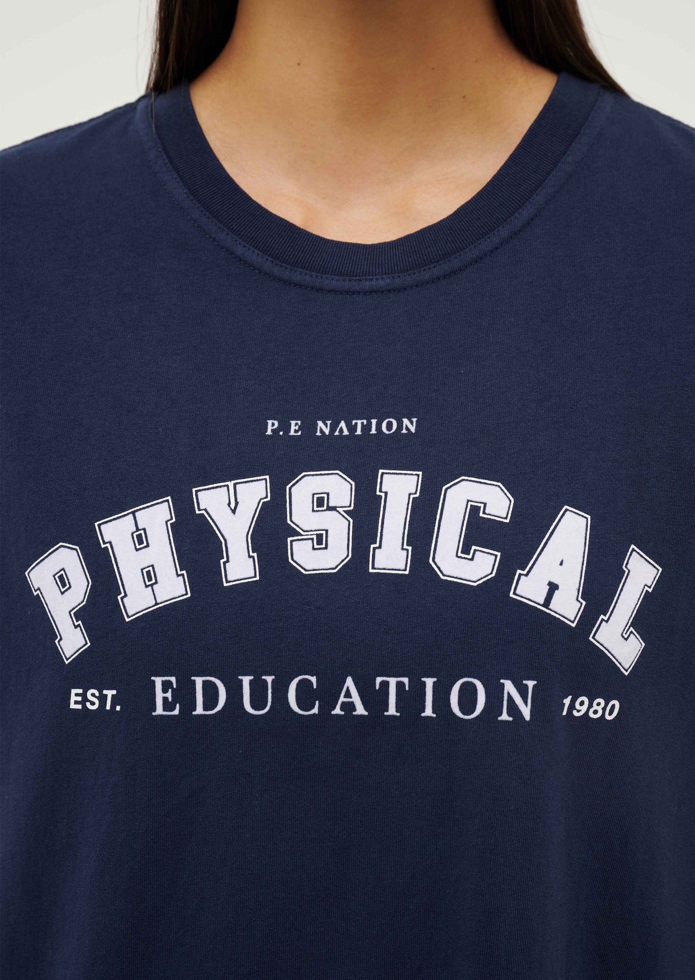 PHYSICAL TEE IN WASHED DARK NAVY