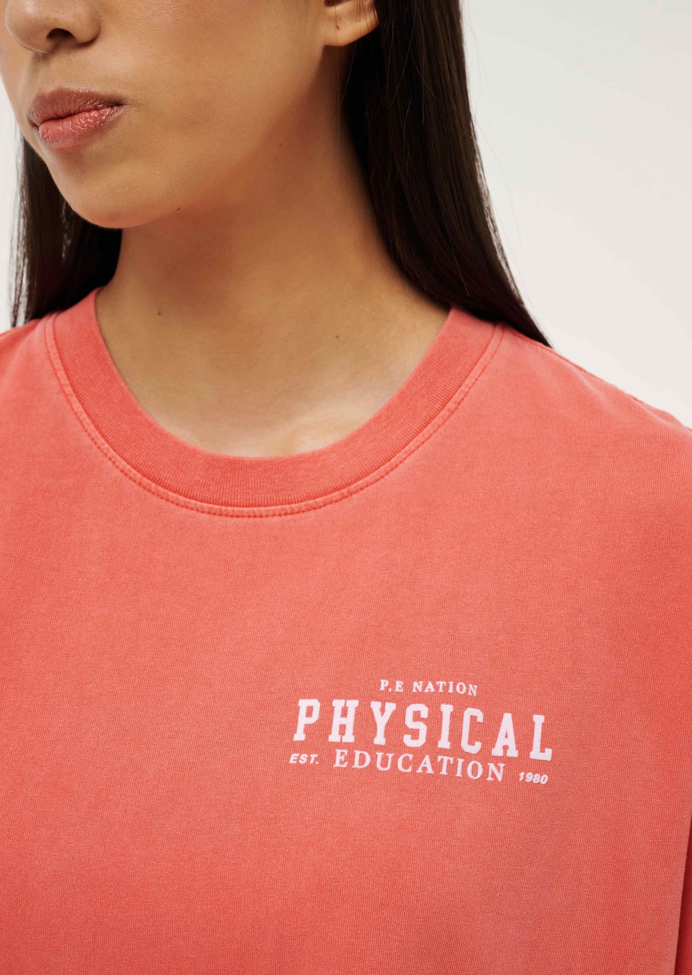 PHYSICAL TEE IN WASHED PAPRIKA