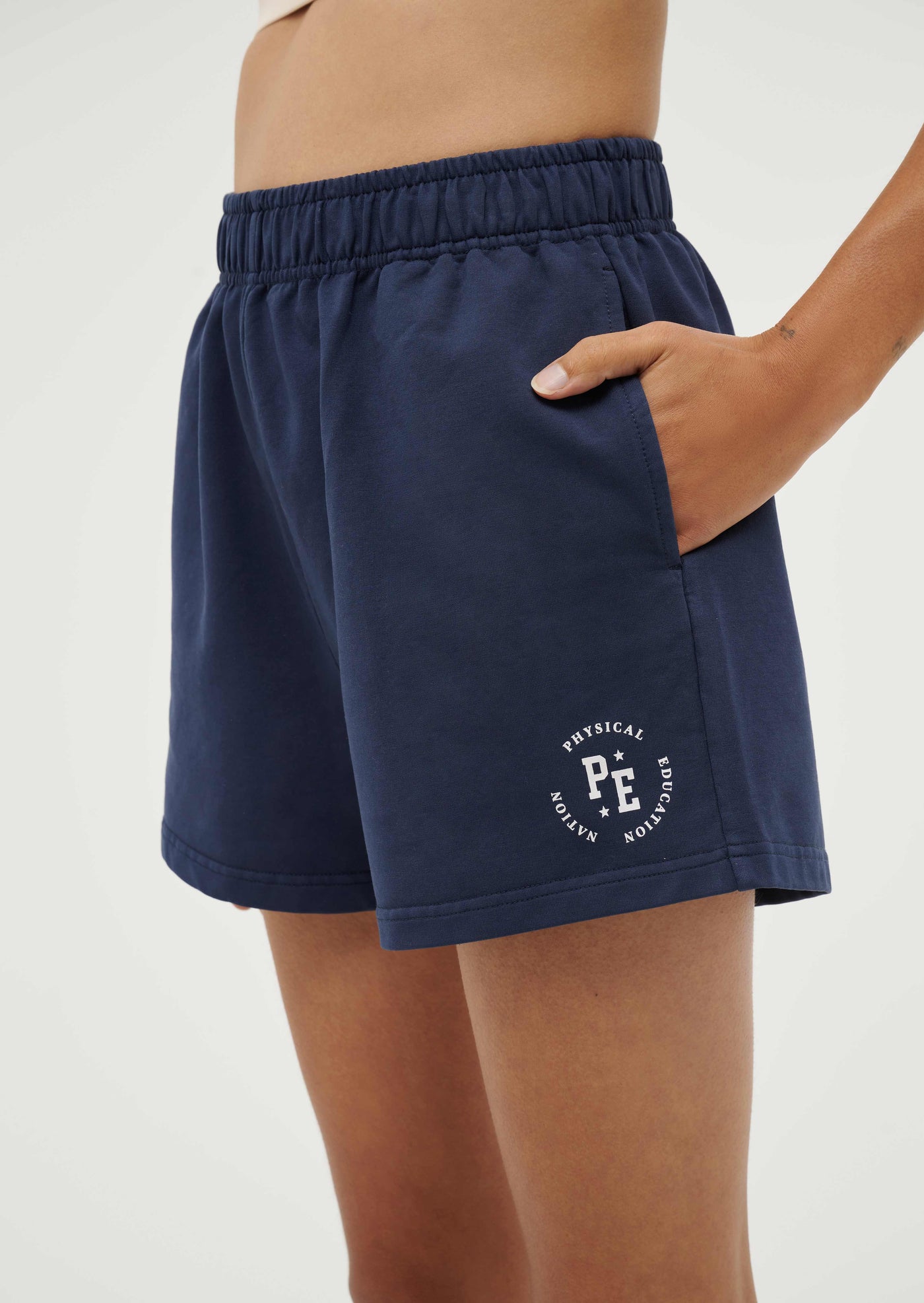 PHYSICAL SHORT IN WASHED DARK NAVY