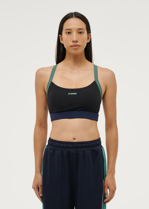 TAKEOVER SPORTS BRA IN BLACK