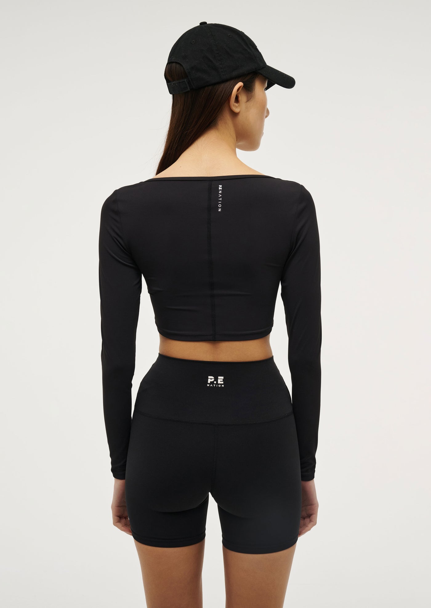 BALANCE LONG SLEEVE TOP IN BLACK