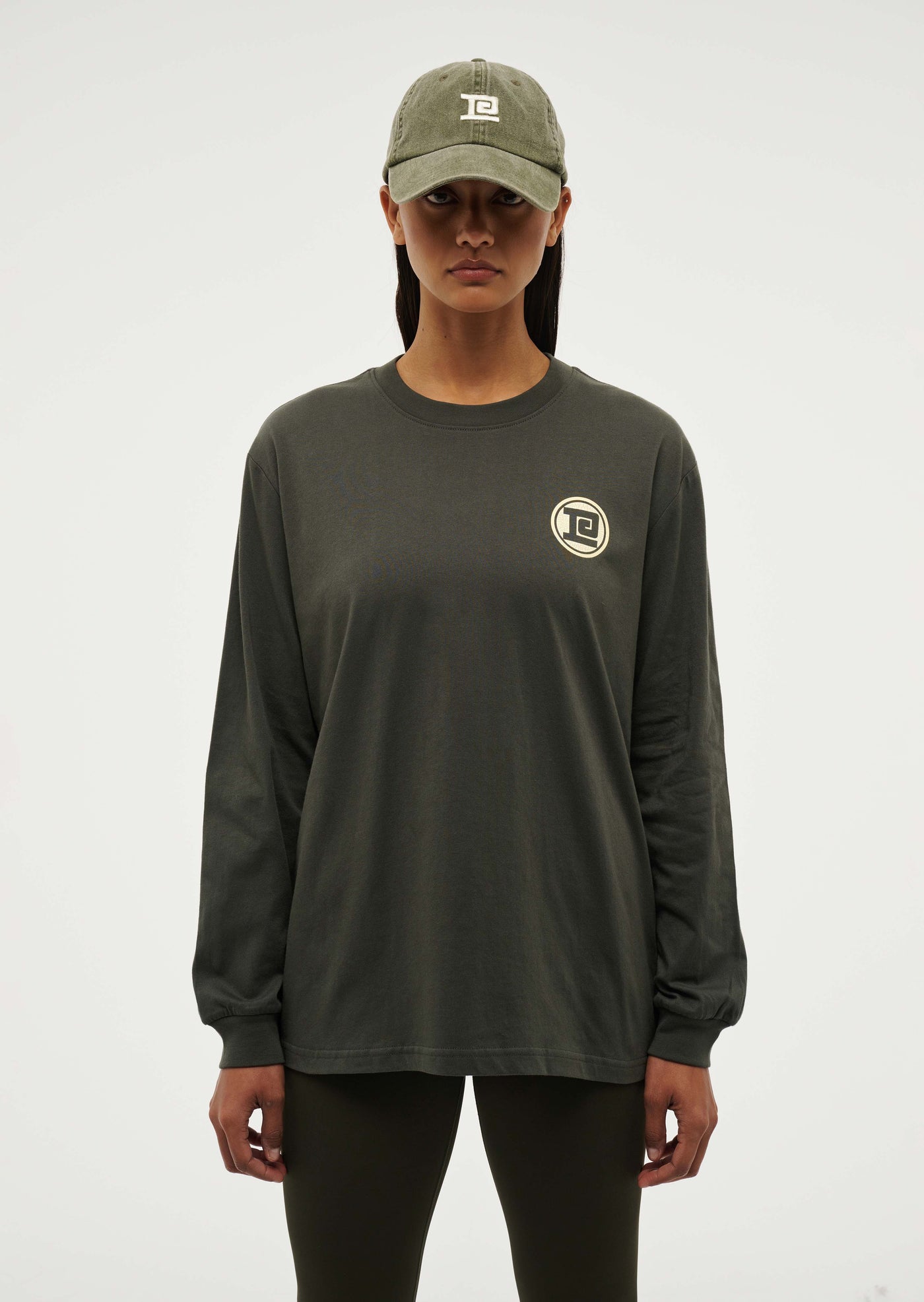 THROWBACK LONG SLEEVE TOP IN GUNMETAL