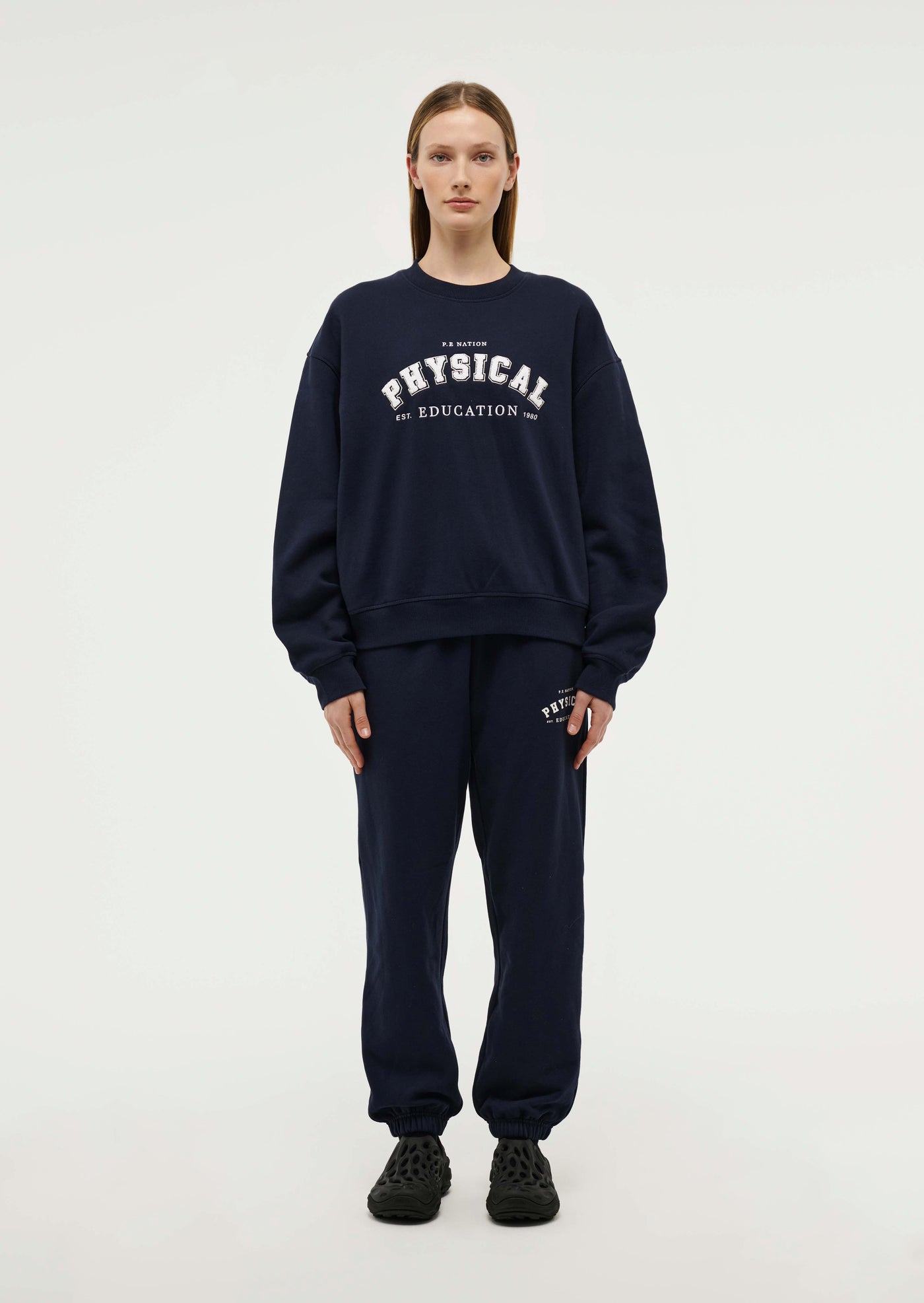 PHYSICAL SWEAT IN DARK NAVY