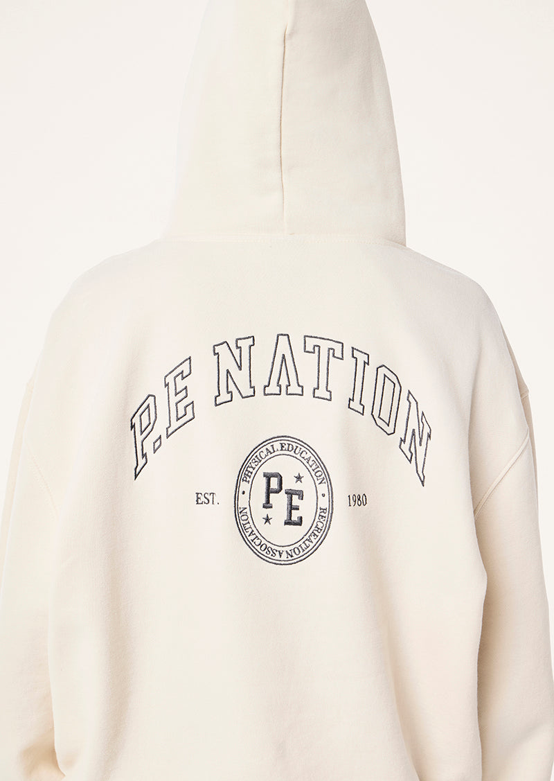 RADAR+HODDIE_251H177_WHISPER+WHITE_032_1