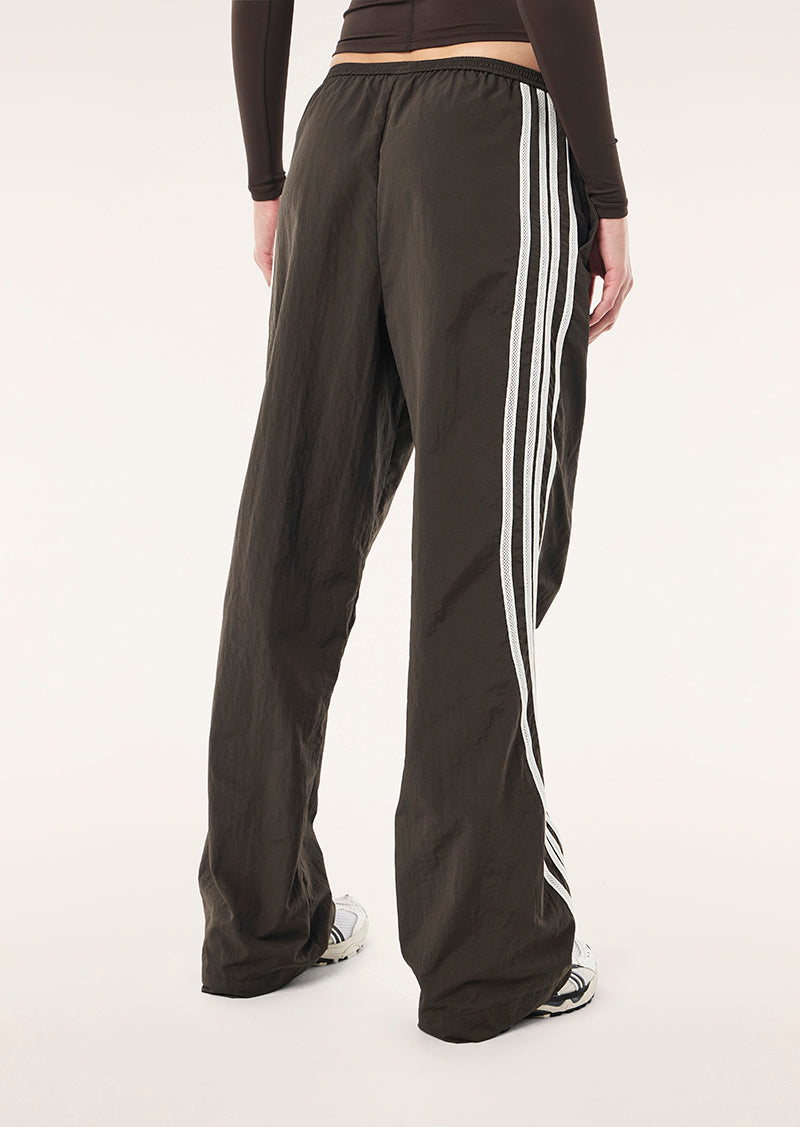 RADIUS+PANT_263P077_COFFEE-WHISPER+WHITE-048_1
