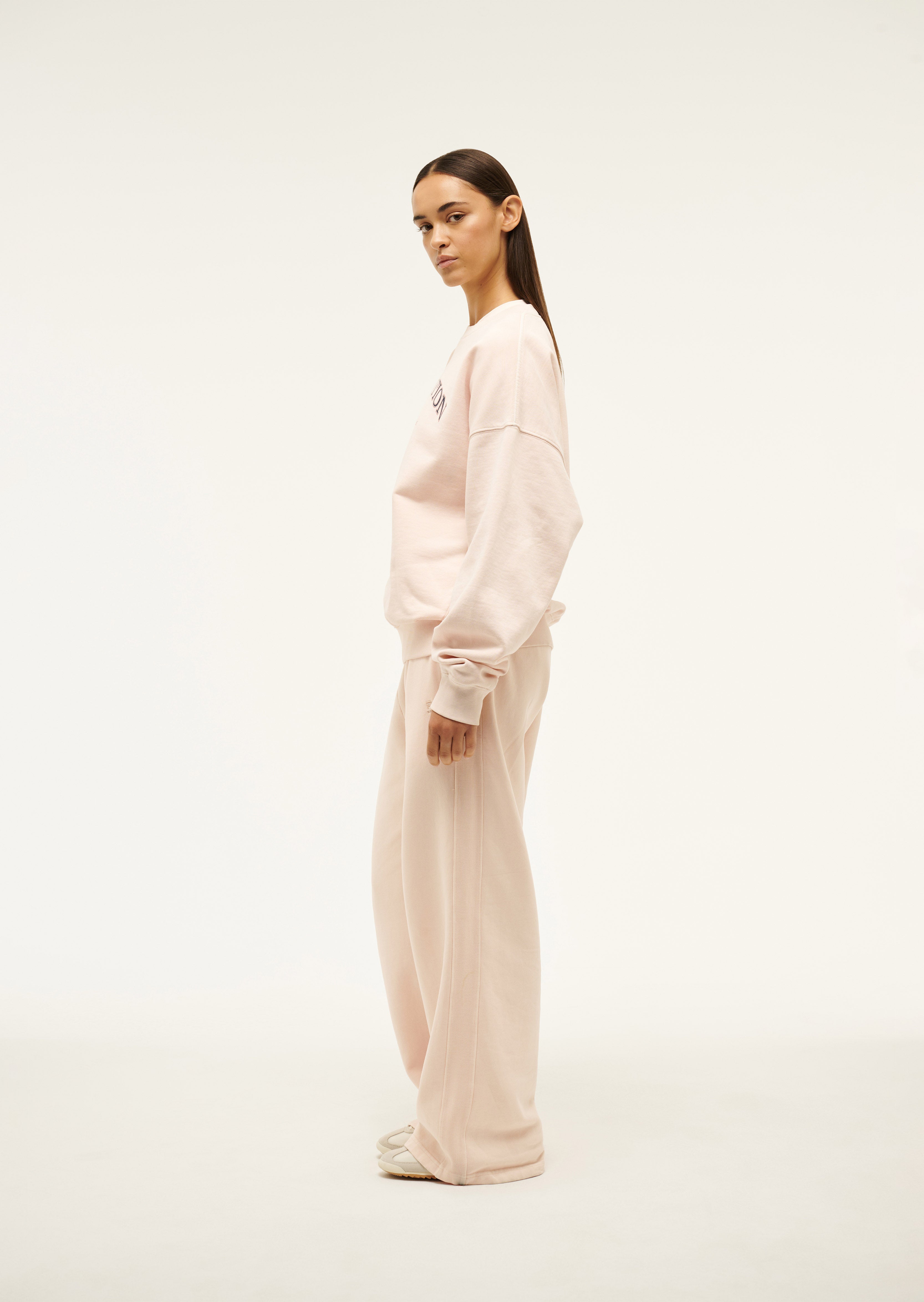 RECREATIONSWEAT_244F404_WASHEDBLUSH-046_1