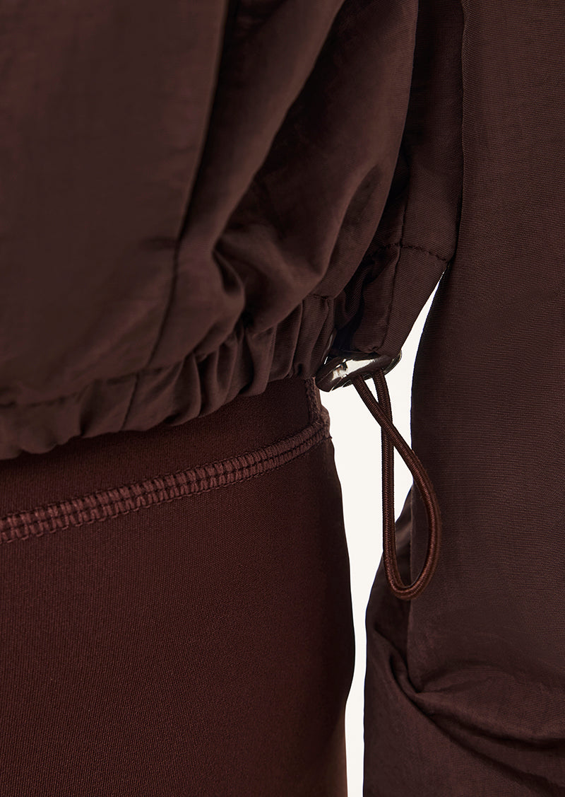 RELAY SPRAY JACKET IN MAHOGANY