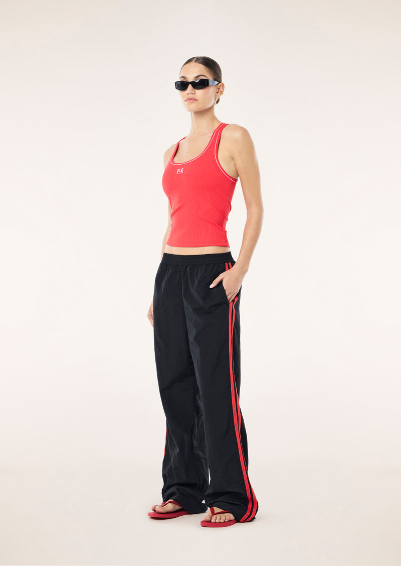 RELAY+SPRAY+TRACK+PANT_254P254_BLACK+STRAWBERRY-09_1