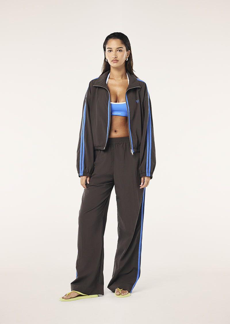 RELAY+SPRAY+TRACK+PANT_254P254_COFFEE-059_1