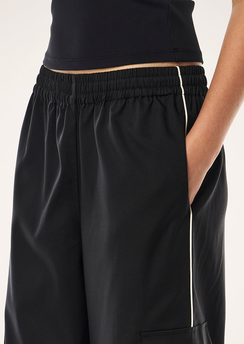 RESIDENCY PANT IN BLACK BY P.E NATION, WOMENS ATHLEISURE STREETWEAR PANT BLACK