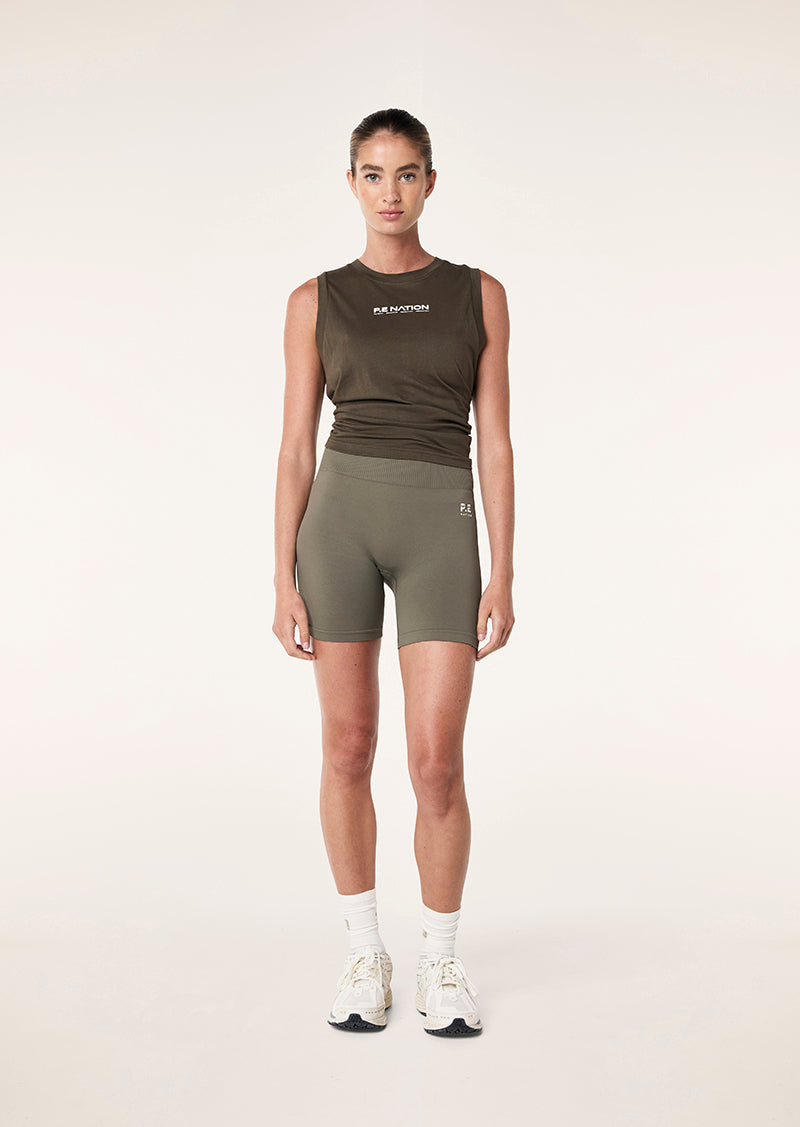 SHUFFLE+TANK_244W387_TARMAC_005_1