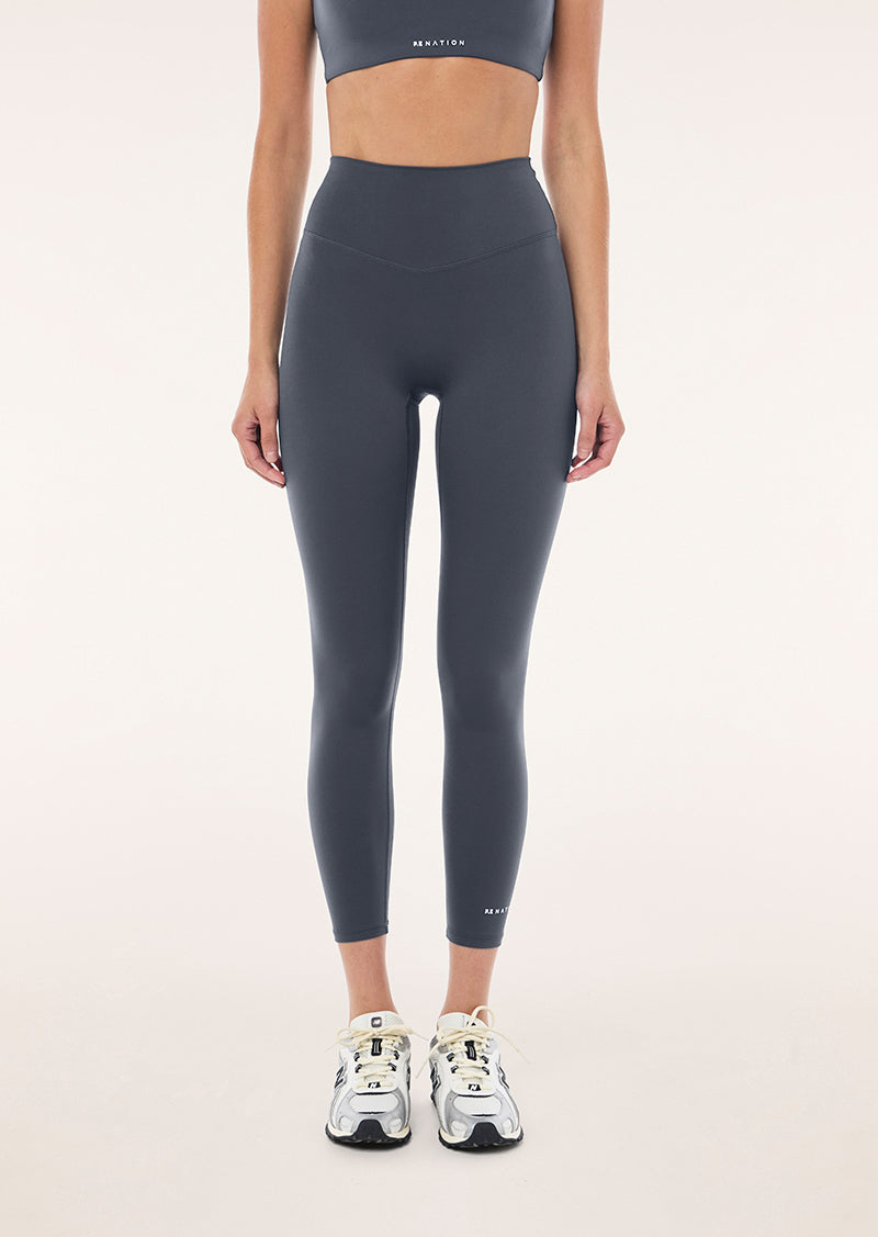 SIGNATURE 7/8 LEGGING IN MARINE BLUE
