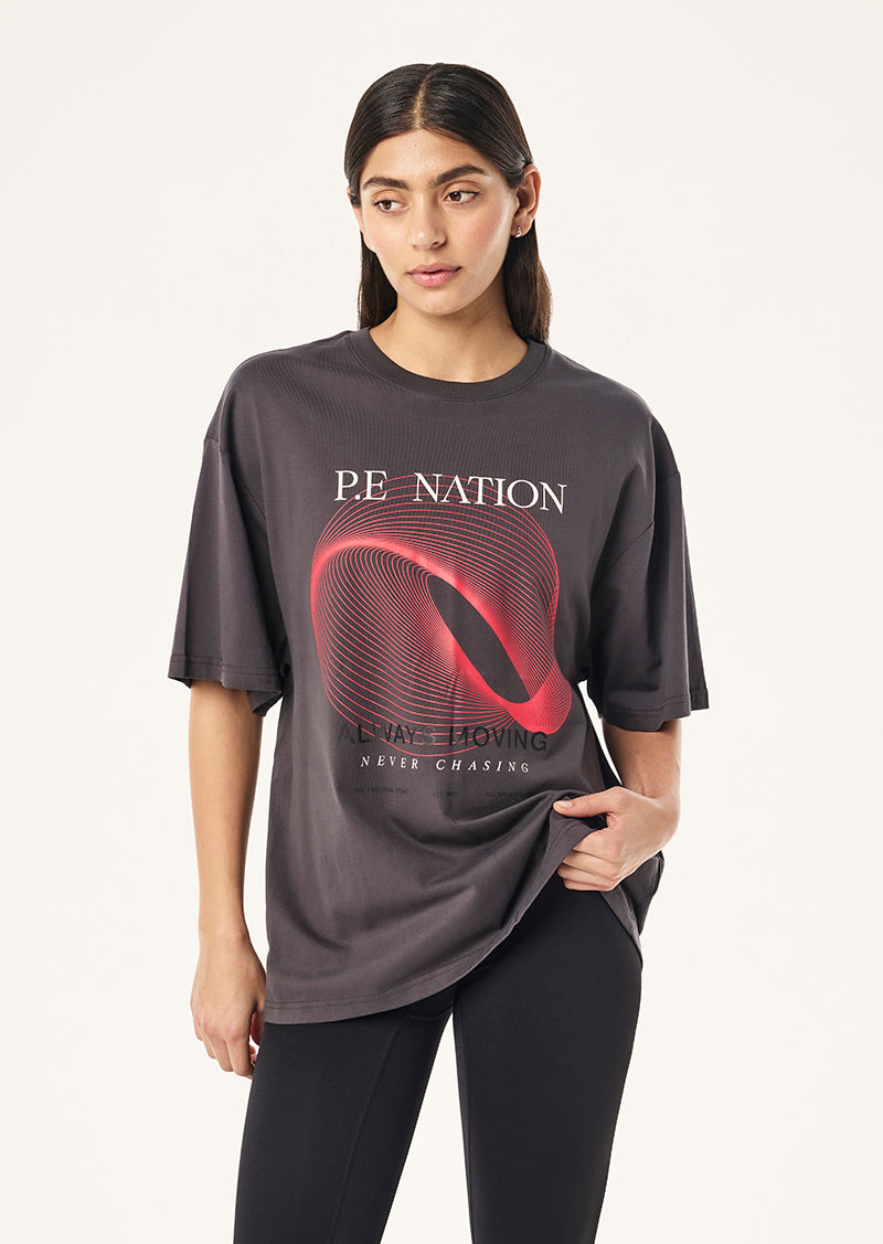 SNAP OVERSIZED TEE IN IRON BY P.E NATION