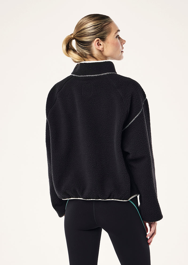 SOUNDTRACK SHERPA JACKET IN BLACK