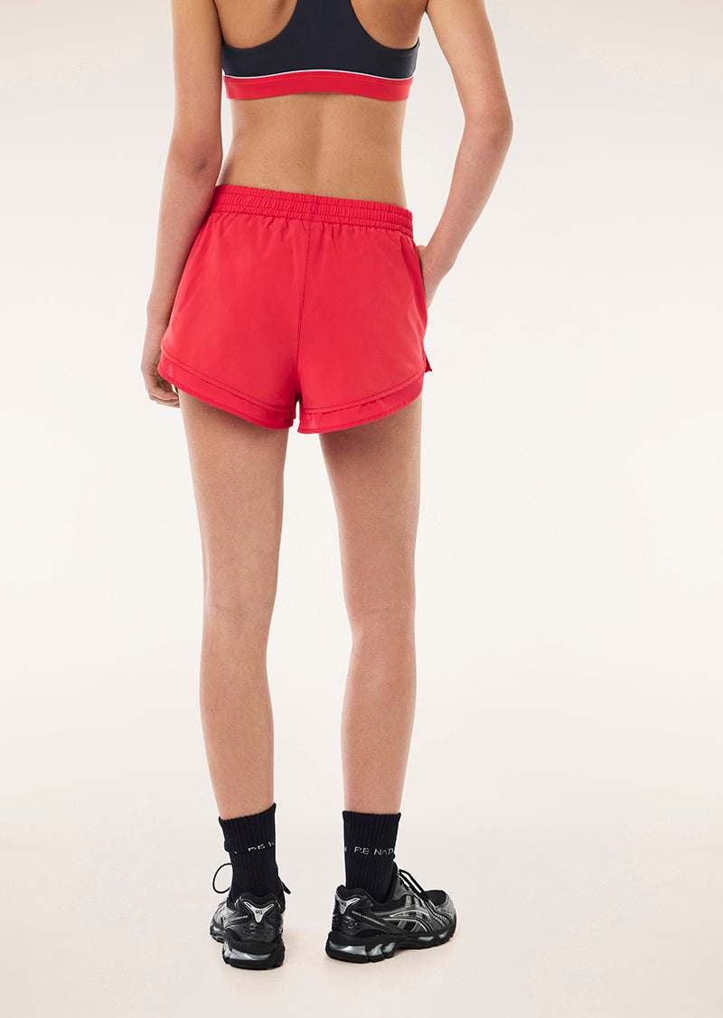 STRIDE RUNNING SHORT IN STRAWBERRY