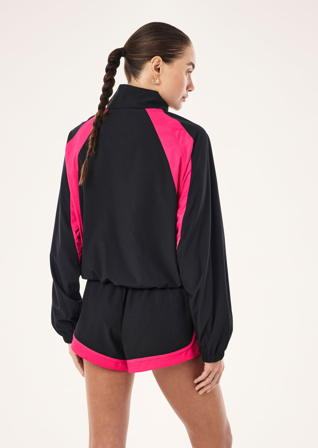 STRIDE+JACKET_263J055_BLACK-COSMO+PINK-052_1