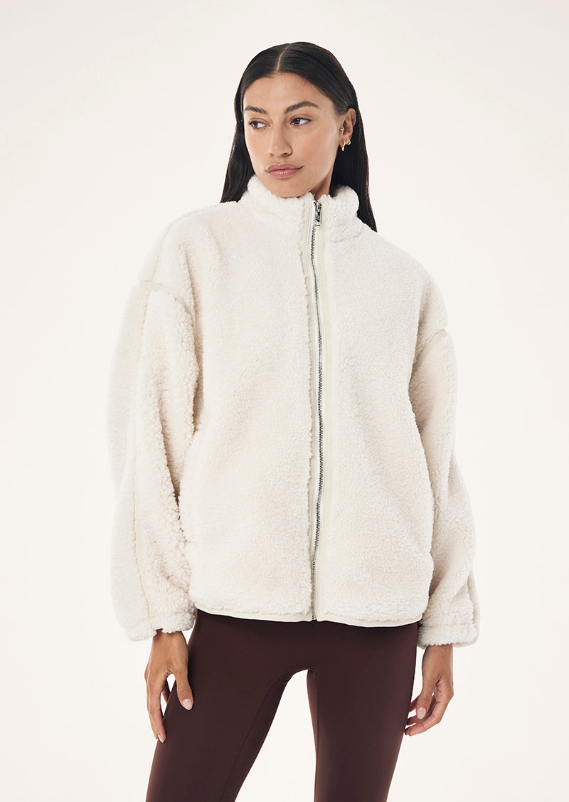SURGE TEDDY JACKET IN WHISPER WHITE