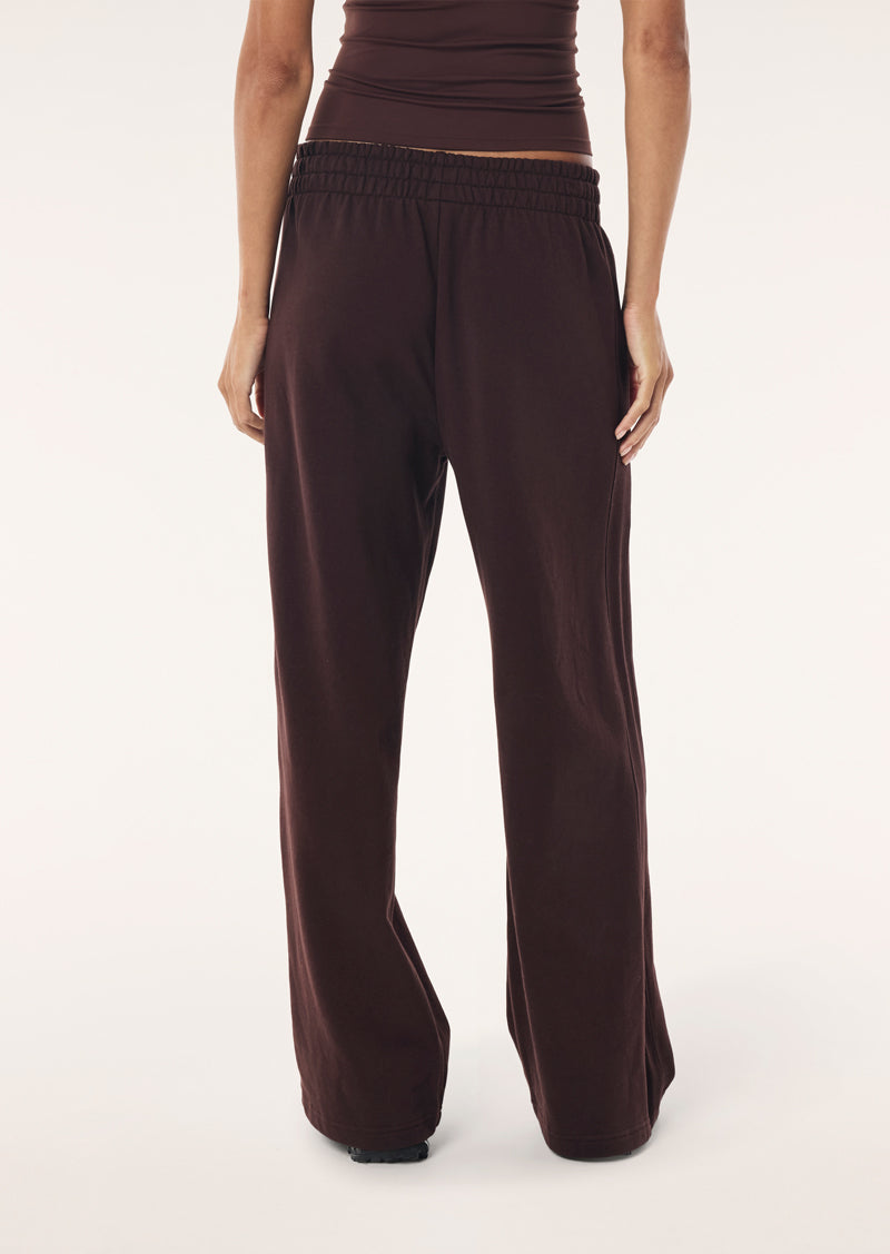 SWERVE-TRACKPANT_261P123_MAHOGANY-23_1