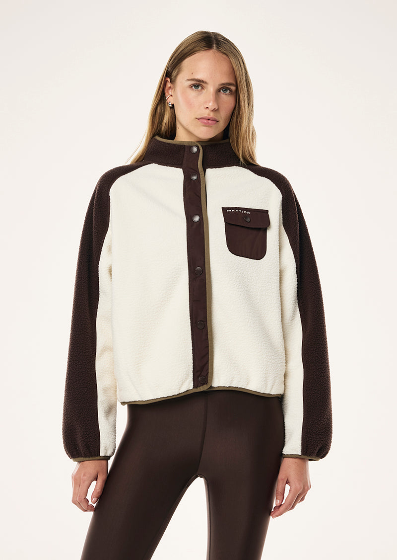 TAKEOVER JACKET IN WHISPER WHITE BY P.E NATION