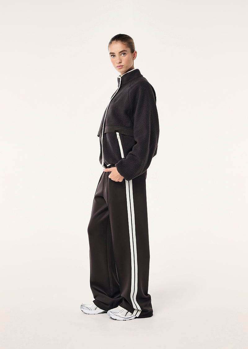TECHNIQUE JACKET IN LICORICE
