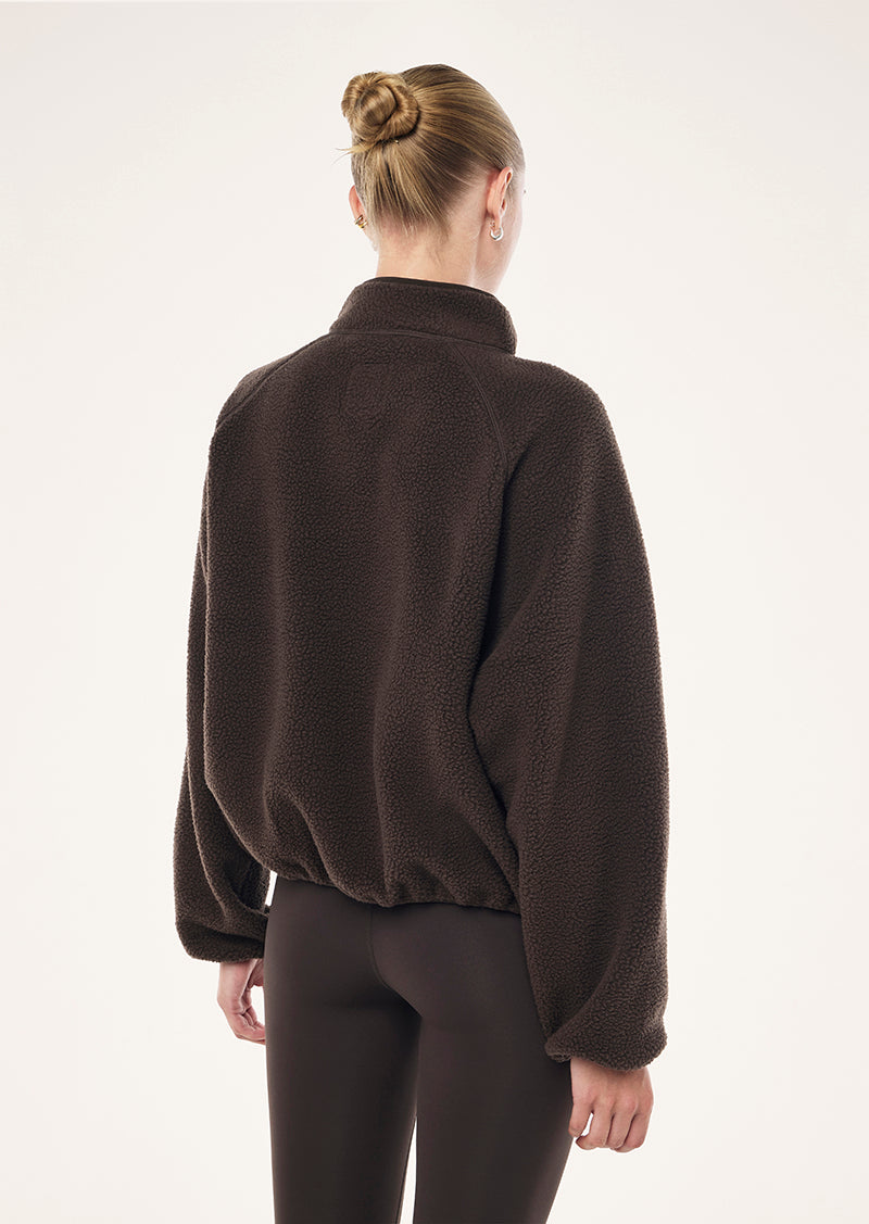 TECHNIQUE AJCKET IN COFFEE BY P.E NATION, WOMEN'S ATHLEISURE JACKETS