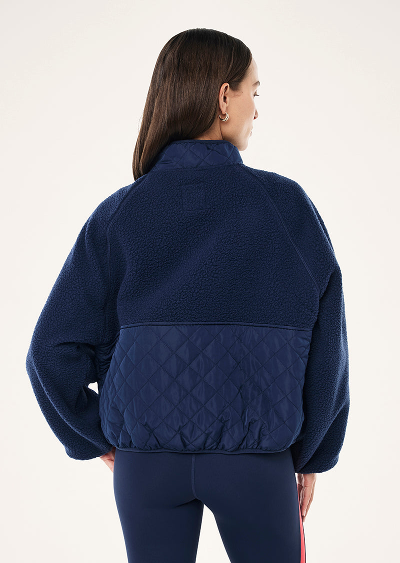 TECHNIQUE QUILT JACKET IN DARK NAVY BY P.E NATION, WOMEN'S ATHLEISURE JACKETS
