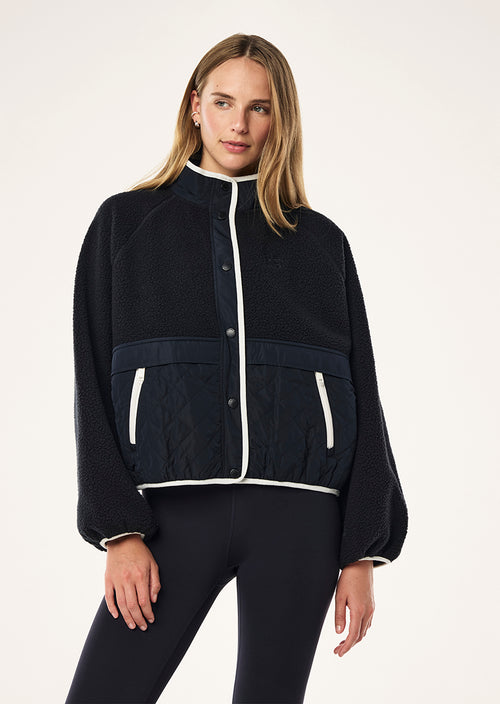 TECHNIQUE+QUILT+JACKET_244J262_DARK+SAPPHIRE-277_1