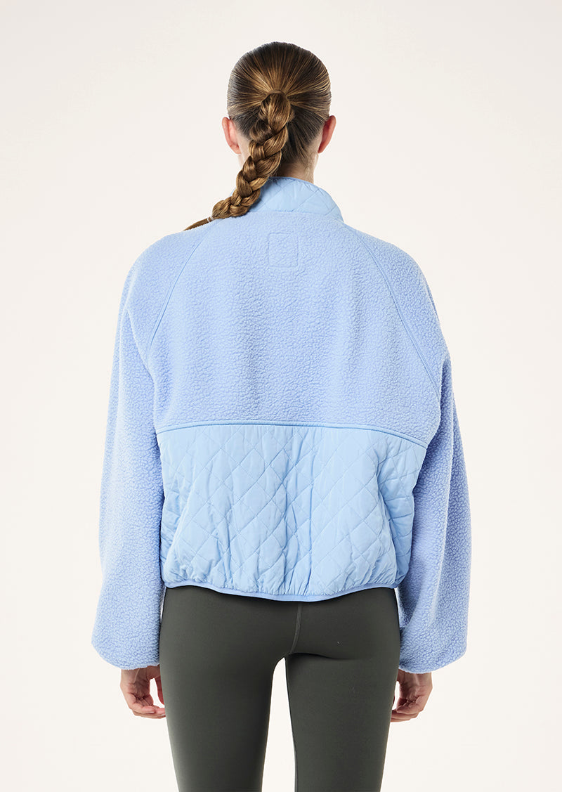 P.E NATION WOMENS TECHNIQUE QUILT JACKET IN DUSTY BLUE WOMENS JACKET